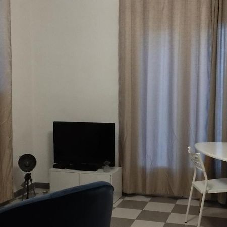 Charmant Studio Montreuil  Bagian luar foto